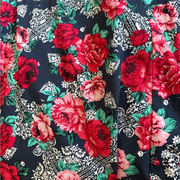 Torrid Floral Skate Dress Size 3X - Picture 4 of 9